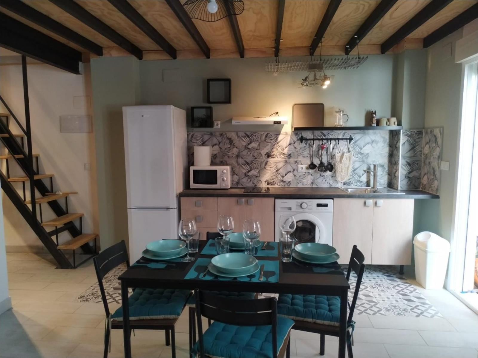 Centrico Apartamento Familiar Con Patio Privado Аликанте Экстерьер фото